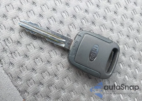 2005 Nissan Sentra 1.8S from USA, damaged, VIN 3N1CB51D85L560738